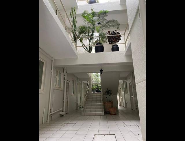 1 BEDROOM PROPERTY TO RENT IN GREEN POINT